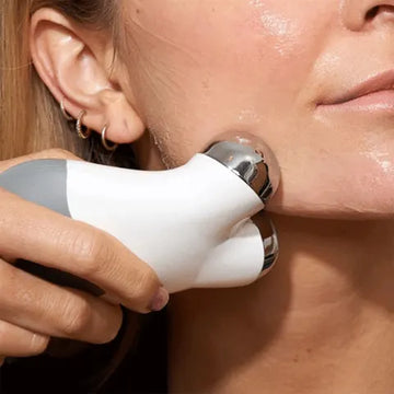 GracefulGlow™️ Skincare Toning Device with Microcurrent Therapy